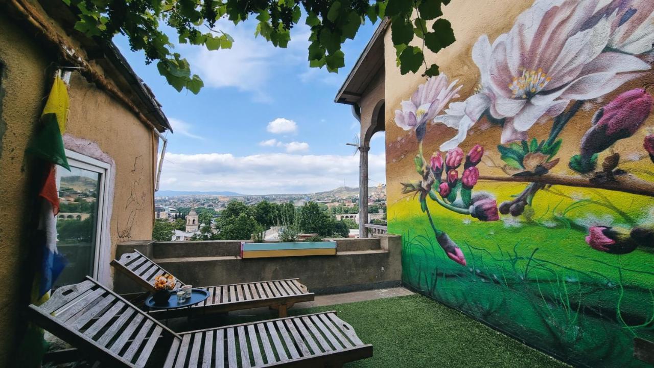 Namaste Hostel Tbilisi Exterior photo